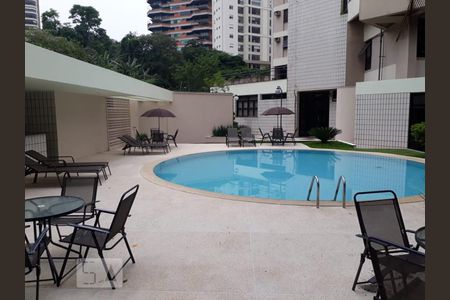 Apartamento para alugar com 45m², 1 quarto e 1 vaga Apartamento para alugar com 45m², 1 quarto e 1 vagaÁrea comum - Piscina