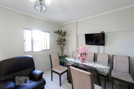 Apartamento à venda com 64m², 3 quartos e sem vagaSala