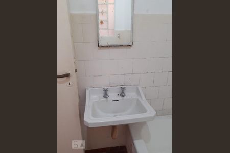 Banheiro de apartamento para alugar com 1 quarto, 49m² em Brás, São Paulo