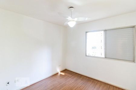 Suíte de apartamento para alugar com 3 quartos, 100m² em Campo Belo, São Paulo