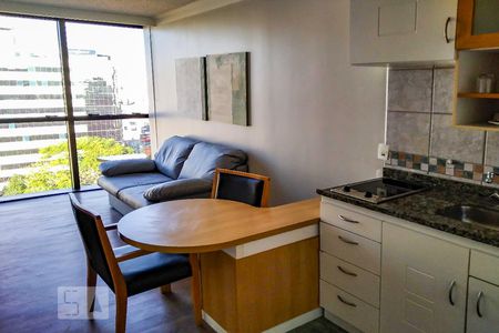 Sala / Cozinha de apartamento à venda com 1 quarto, 36m² em Rio Branco, Porto Alegre