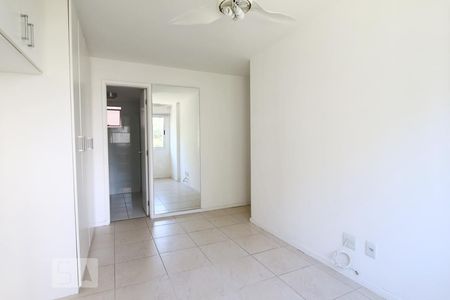 Quarto Suíte 2  de apartamento para alugar com 3 quartos, 84m² em Freguesia (jacarepaguá), Rio de Janeiro