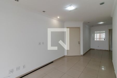 Sala de apartamento à venda com 3 quartos, 80m² em Vila Gumercindo, São Paulo