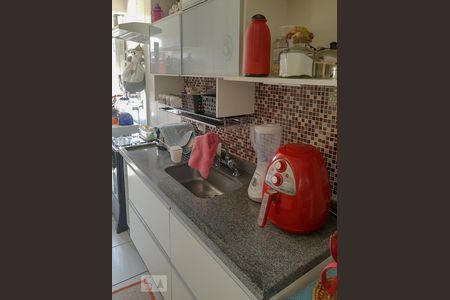 Cozinha de apartamento para alugar com 2 quartos, 66m² em Jardim Ester, São Paulo