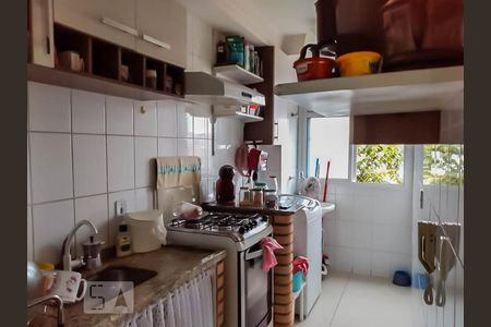 Cozinha de apartamento à venda com 2 quartos, 48m² em Vila Flórida, Guarulhos