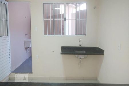 Cozinha de casa para alugar com 2 quartos, 60m² em Vila Maria Eugênia, Campinas