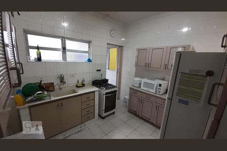 Cozinha de apartamento para alugar com 3 quartos, 136m² em Campos Elíseos, São Paulo