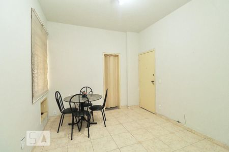 Sala de apartamento à venda com 1 quarto, 45m² em Copacabana, Rio de Janeiro