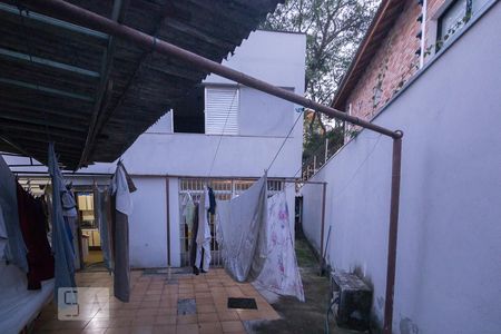 Casa para alugar com 390m², 5 quartos e 1 vaga Casa para alugar com 390m², 5 quartos e 1 vagaQuintal