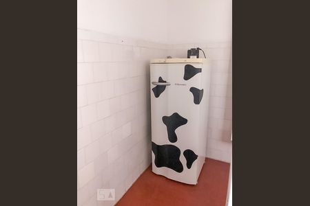 Cozinha de apartamento para alugar com 1 quarto, 43m² em Menino Deus, Porto Alegre