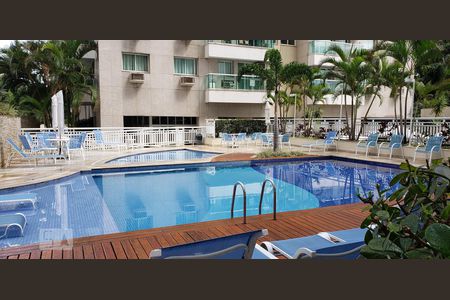 Piscina de apartamento para alugar com 2 quartos, 65m² em Barra da Tijuca, Rio de Janeiro