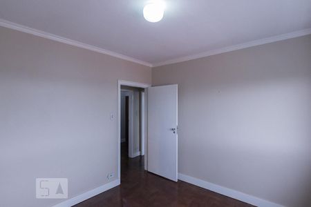 Quarto 2 de apartamento para alugar com 2 quartos, 120m² em Sumarezinho, São Paulo