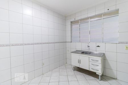 Cozinha de casa para alugar com 1 quarto, 60m² em Vila São Geraldo, São Paulo