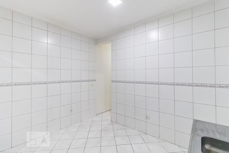 Cozinha de casa para alugar com 1 quarto, 60m² em Vila São Geraldo, São Paulo