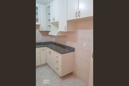 Cozinha de apartamento para alugar com 1 quarto, 52m² em Centro, Campinas