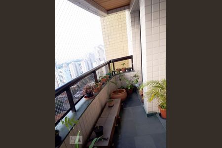 Varanda de apartamento à venda com 4 quartos, 220m² em Vila Pompéia, São Paulo