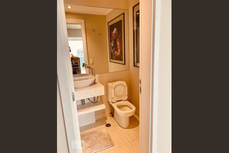 Lavabo de apartamento para alugar com 1 quarto, 68m² em Pinheiros, São Paulo