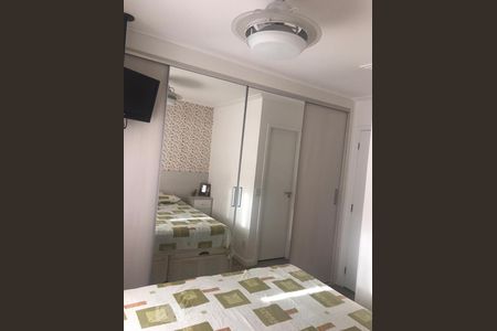 Suíte de apartamento à venda com 3 quartos, 70m² em Jardim Parque Morumbi, São Paulo