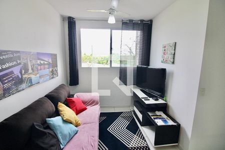 Sala de apartamento para alugar com 2 quartos, 46m² em Vargem Pequena, Rio de Janeiro