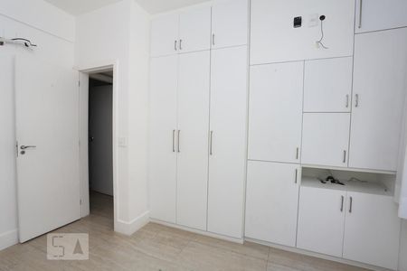 Quarto 1 de apartamento à venda com 2 quartos, 97m² em Copacabana, Rio de Janeiro