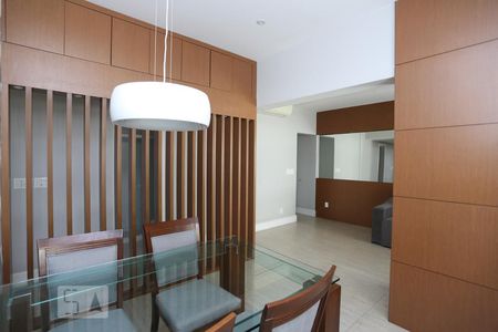 Sala de apartamento à venda com 2 quartos, 97m² em Copacabana, Rio de Janeiro