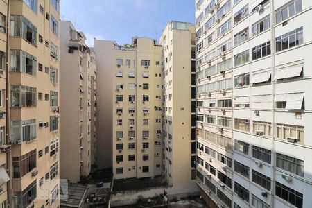 Vista Sala. de apartamento para alugar com 2 quartos, 110m² em Copacabana, Rio de Janeiro