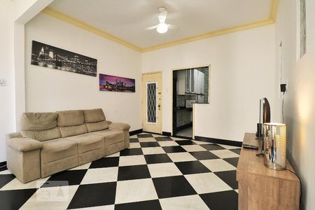 Sala. de apartamento para alugar com 2 quartos, 110m² em Copacabana, Rio de Janeiro