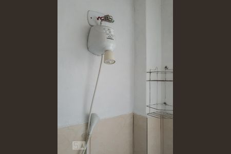 Detalhe do banheiro  de apartamento para alugar com 1 quarto, 34m² em Liberdade, São Paulo