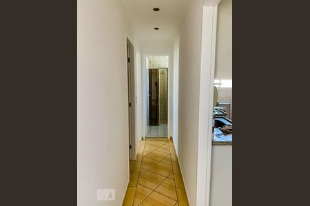 Corredor de apartamento para alugar com 2 quartos, 50m² em Macedo, Guarulhos