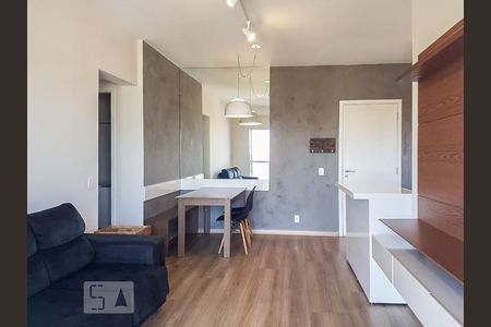 Sala de apartamento para alugar com 1 quarto, 50m² em Empresarial 18 do Forte, Barueri