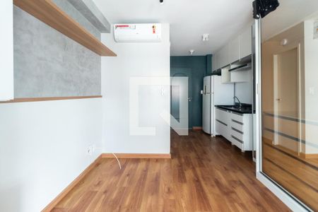 Quarto de kitnet/studio para alugar com 1 quarto, 24m² em Pinheiros, São Paulo