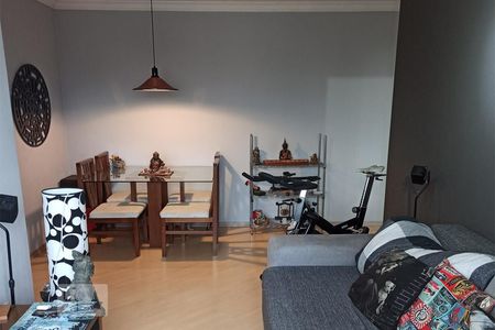 Sala de apartamento à venda com 3 quartos, 56m² em Vila Gumercindo, São Paulo