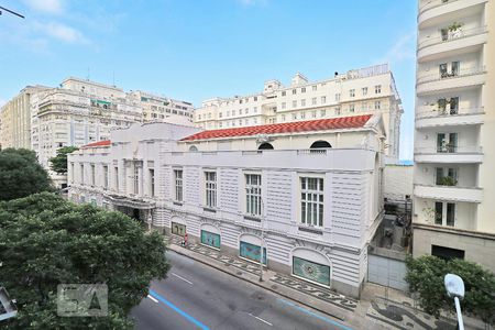 Vista Quarto. de apartamento para alugar com 1 quarto, 45m² em Copacabana, Rio de Janeiro