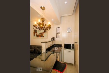 Cozinha de apartamento para alugar com 1 quarto, 35m² em Copacabana, Rio de Janeiro