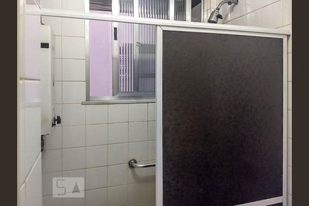 Banheiro de apartamento para alugar com 1 quarto, 42m² em Tijuca, Rio de Janeiro