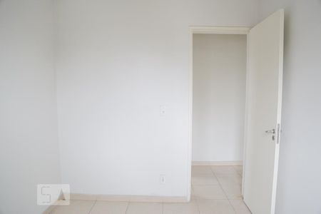 Quarto 2 de apartamento para alugar com 2 quartos, 48m² em Vila Mira, São Paulo