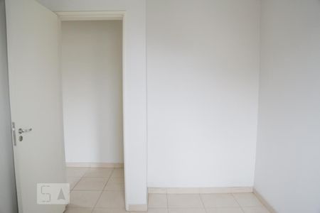 Quarto 1 de apartamento para alugar com 2 quartos, 48m² em Vila Mira, São Paulo