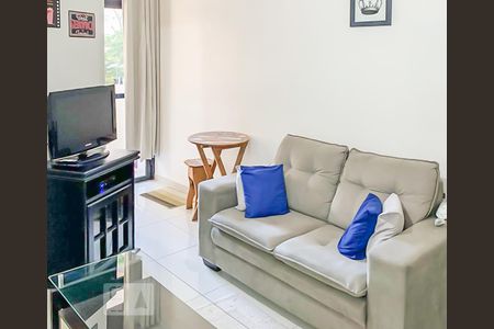 Sala  de apartamento para alugar com 1 quarto, 37m² em Indianópolis, São Paulo