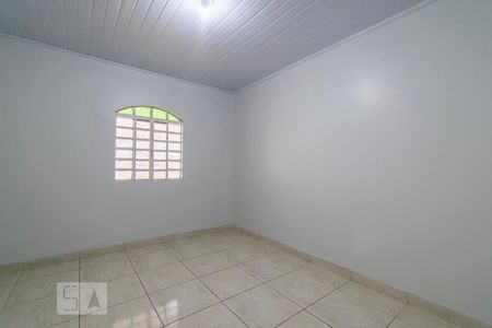 Quarto 01 de casa para alugar com 3 quartos, 120m² em Samambaia Sul (samambaia), Brasília