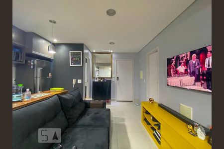 Sala de apartamento para alugar com 1 quarto, 45m² em Jardim Aeroporto, São Paulo
