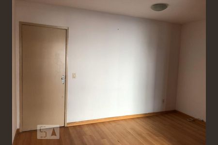 Apartamento à venda com 43m², 2 quartos e 1 vagaSala