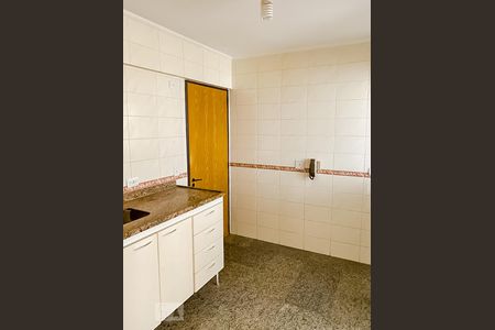 Cozinha de apartamento para alugar com 3 quartos, 85m² em Vila Rosália, Guarulhos