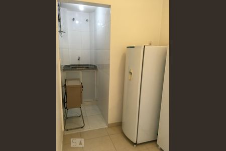 Cozinha de apartamento para alugar com 1 quarto, 25m² em Centro, Rio de Janeiro