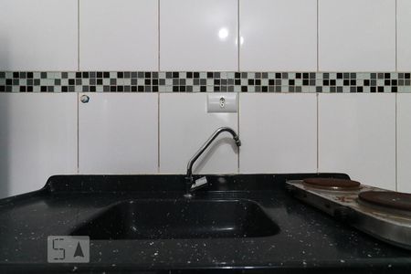 Quarto/Cozinha de kitnet/studio para alugar com 1 quarto, 23m² em Vila São Luís(zona Oeste), São Paulo