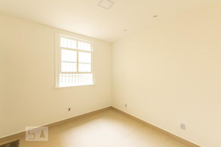 Quarto de apartamento para alugar com 1 quarto, 40m² em Centro, Niterói