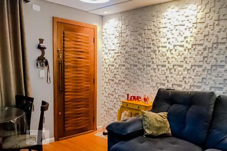 Sala de apartamento à venda com 2 quartos, 56m² em Jardim Adriana, Guarulhos