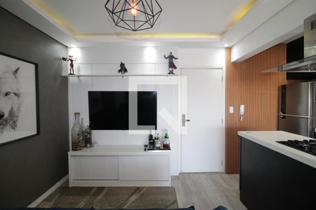 Sala/Cozinha e Área de serviço de apartamento à venda com 2 quartos, 58m² em Vila Rio Branco, São Paulo