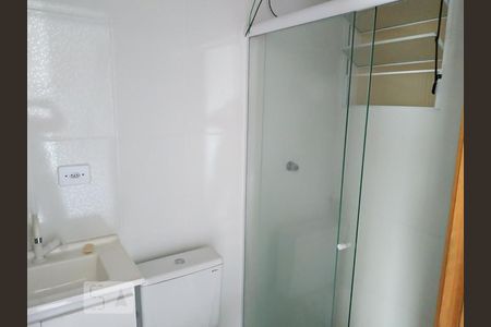 Banheiro de apartamento para alugar com 1 quarto, 45m² em Vila Esperança, São Paulo