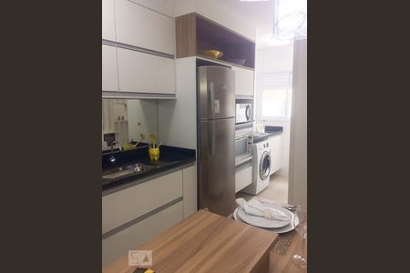 Cozinha de apartamento à venda com 1 quarto, 38m² em Vila Carrão, São Paulo