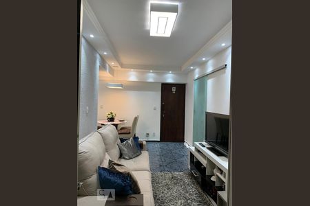 Sala de apartamento para alugar com 2 quartos, 70m² em São Francisco Xavier, Rio de Janeiro